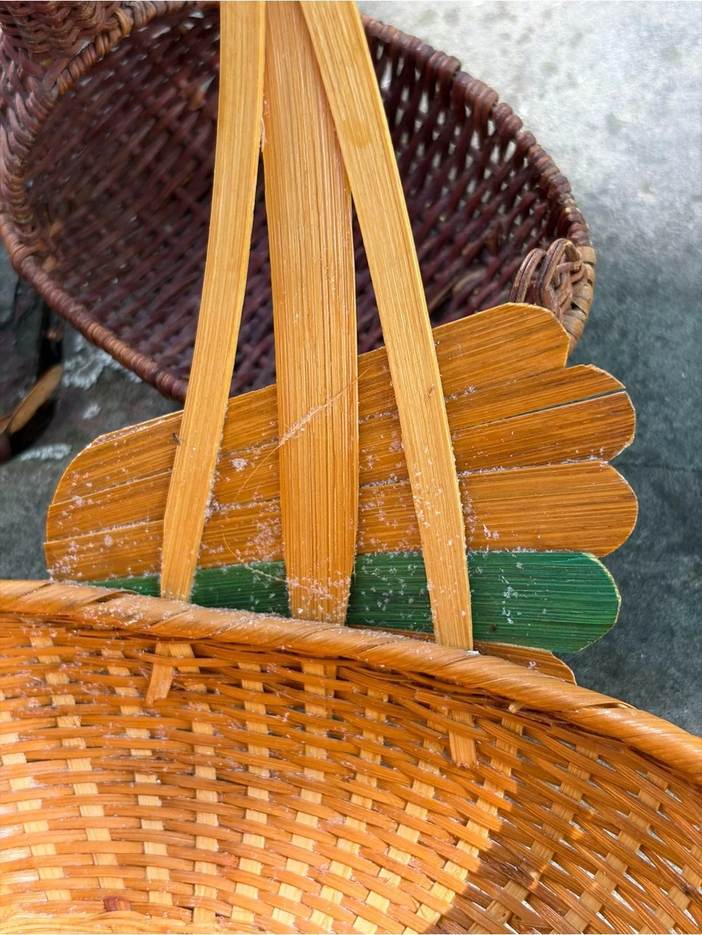 (2) Vtg Shanghai Handicrafts Hen Basket Wicker Rattan Farmhouse Rustic W/Handles